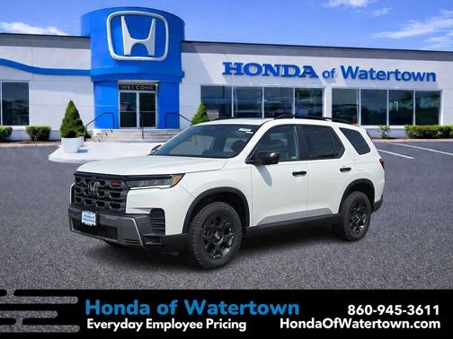 Platinum White Pearl 2026 Honda Pilot TrailSport