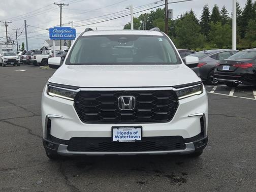 Platinum White Pearl 2024 Honda Pilot Elite