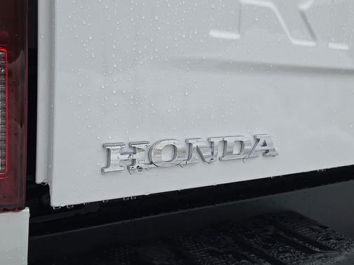 Platinum White Pearl 2026 Honda Ridgeline RTL