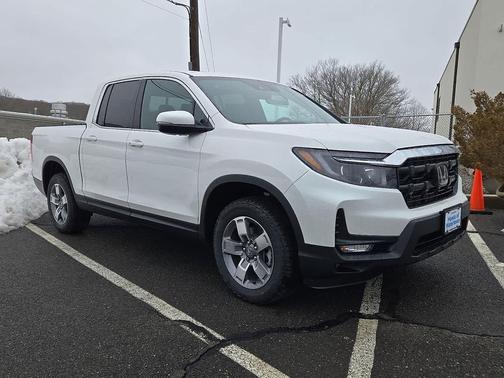 Platinum White Pearl 2026 Honda Ridgeline RTL