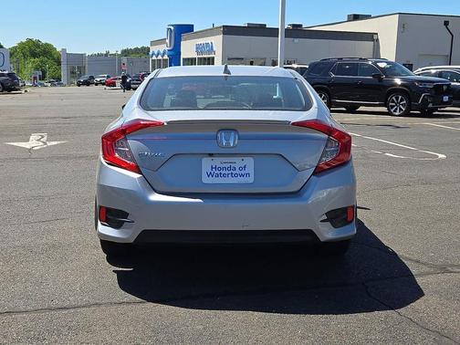 Lunar Silver Metallic 2016 Honda Civic EX-L