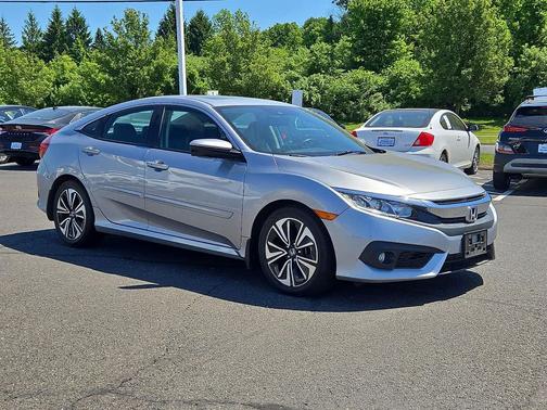 Lunar Silver Metallic 2016 Honda Civic EX-L