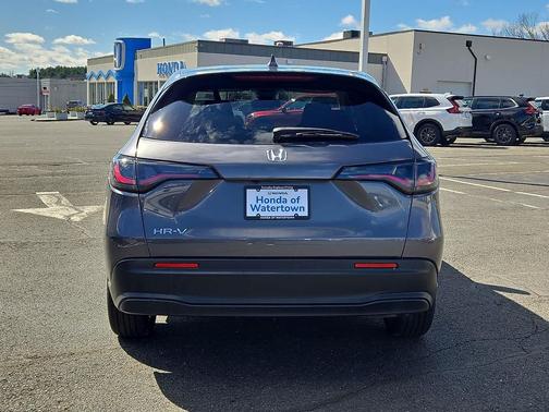 2026 Honda HR-V LX