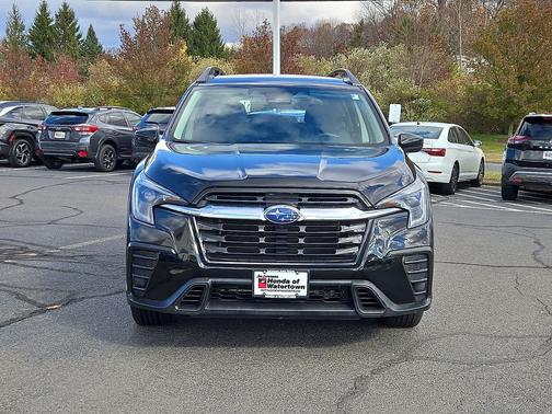 2023 Subaru Ascent Base 8-Passenger