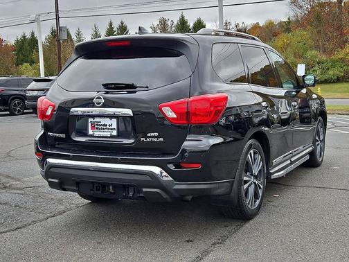 2019 Nissan Pathfinder Platinum