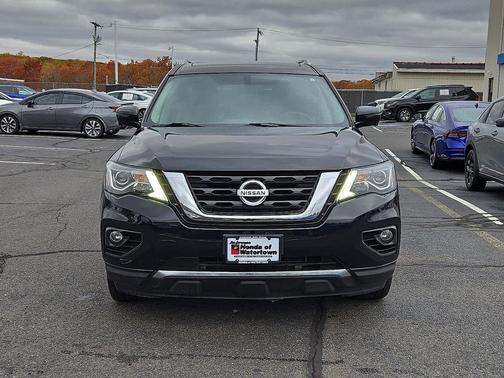 2019 Nissan Pathfinder Platinum