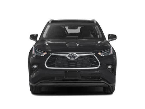 Midnight Black Metallic 2023 Toyota Highlander XLE