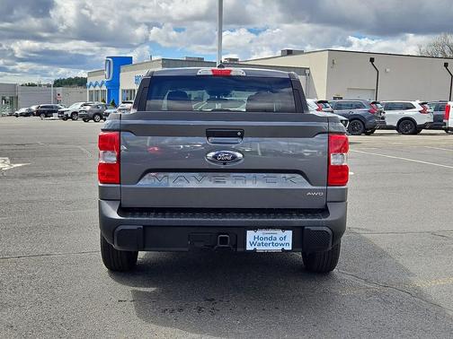 Carbonized Gray Metallic 2024 Ford Maverick XLT