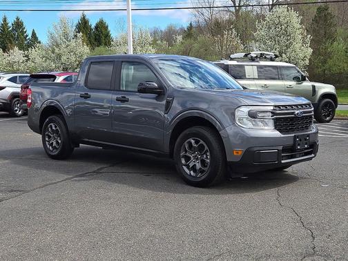 Carbonized Gray Metallic 2024 Ford Maverick XLT