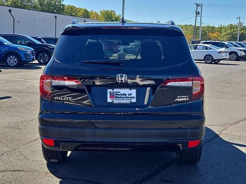 2022 Honda Pilot AWD Sport