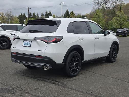Platinum White Pearl 2026 Honda HR-V AWD Sport