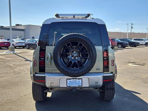 2020 Land Rover Defender 110 HSE