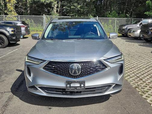 Lunar Silver Metallic 2023 Acura MDX Technology Package