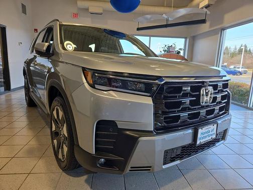 2026 Honda Pilot Touring 8-Passenger