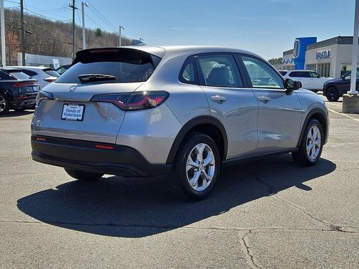 Lunar Silver Metallic 2023 Honda HR-V LX