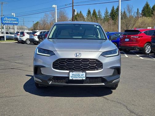 Lunar Silver Metallic 2023 Honda HR-V LX