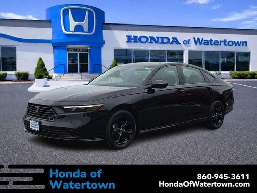 Crystal Black Pearl 2025 Honda Accord SE