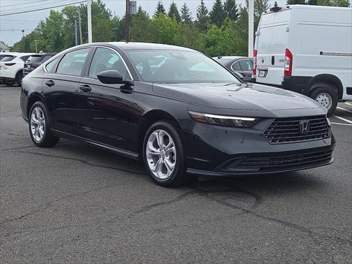 2025 Honda Accord LX 1.5T