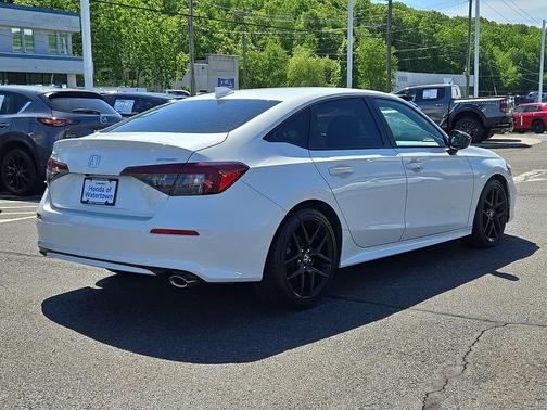 Platinum White Pearl 2025 Honda Civic Sport