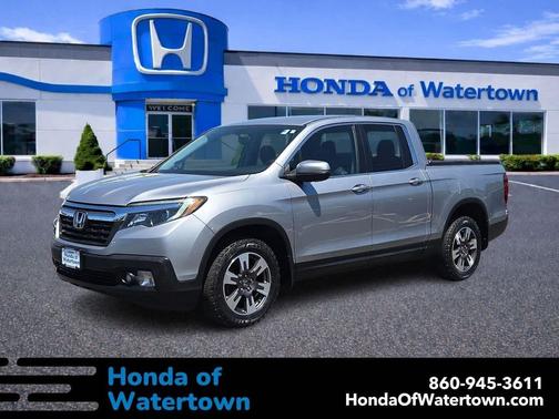 Lunar Silver Metallic 2017 Honda Ridgeline RTL