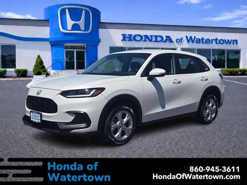 Platinum White Pearl 2023 Honda HR-V LX