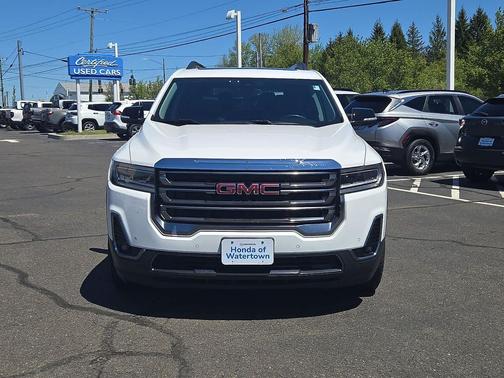 Summit White 2022 GMC Acadia AWD AT4