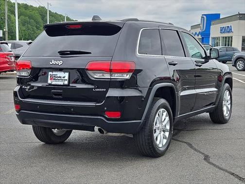 2021 Jeep Grand Cherokee Laredo