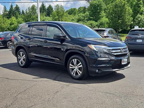 BLACK 2017 Honda Pilot EX-L