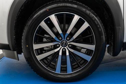 2024 Nissan Pathfinder Platinum FWD