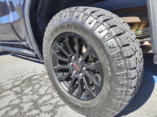 2022 GMC Sierra 1500 AT4X