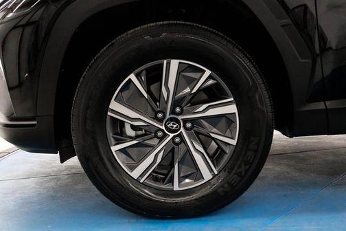 Black Pearl 2024 Hyundai TUCSON Hybrid Blue