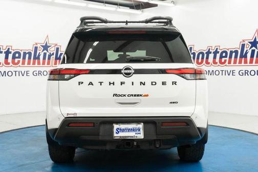 Pearl White Tricoat/Super Black 2024 Nissan Pathfinder Rock Creek 4WD