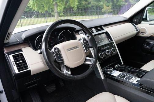 2017 Land Rover Discovery HSE