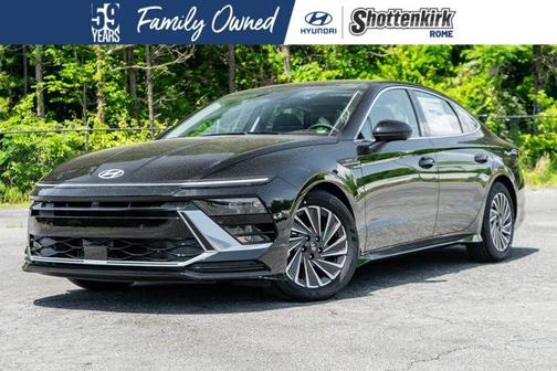 2025 Hyundai SONATA Hybrid Limited
