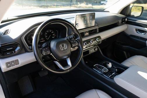 2023 Honda Pilot 2WD EX-L 8 Passenger