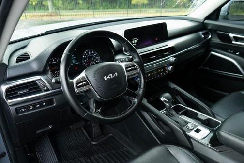 2022 Kia Telluride LX