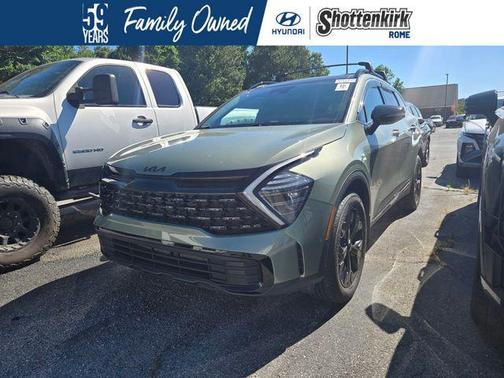 Jungle Green 2025 Kia Sportage X-Line