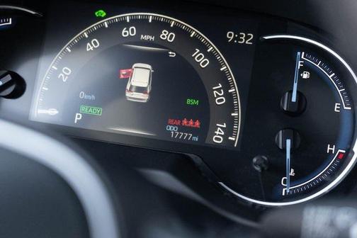 2024 Toyota RAV4 Hybrid SE