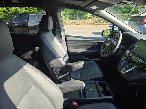 Blue 2025 Honda Odyssey Sport-L