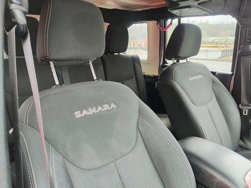 2018 Jeep Wrangler JK Unlimited Sahara