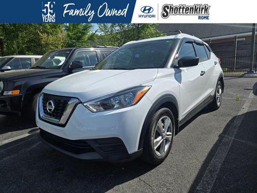 2019 Nissan Kicks S