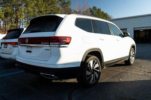 2024 Volkswagen Atlas 2.0T SE w/Technology 4MOTION