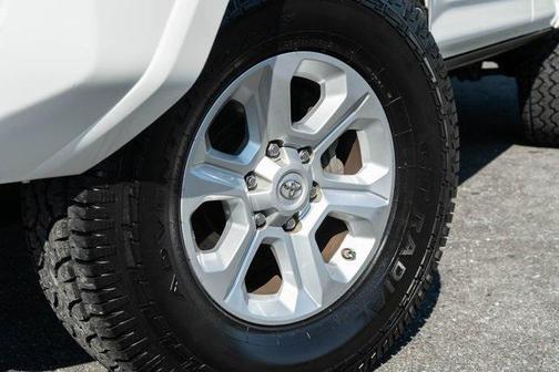 2021 Toyota 4Runner SR5