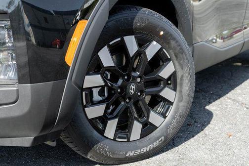 Phantom Black 2025 Hyundai SANTA CRUZ SEL