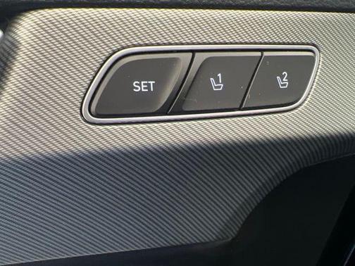 Abyss Black Pearl 2025 Hyundai PALISADE SEL Premium