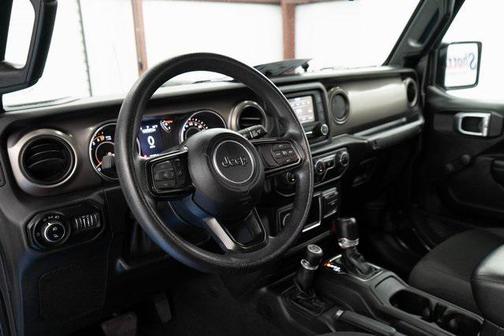 2020 Jeep Gladiator Sport