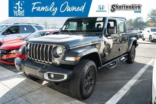 2020 Jeep Gladiator Sport