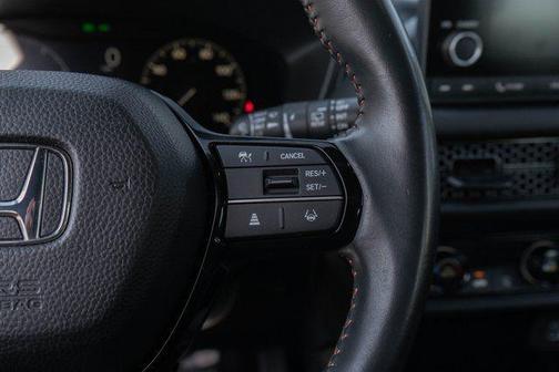 2024 Honda HR-V 2WD Sport