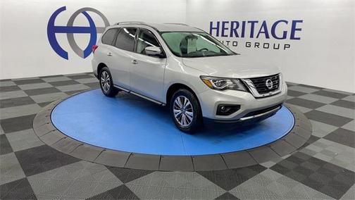 2019 Nissan Pathfinder SL