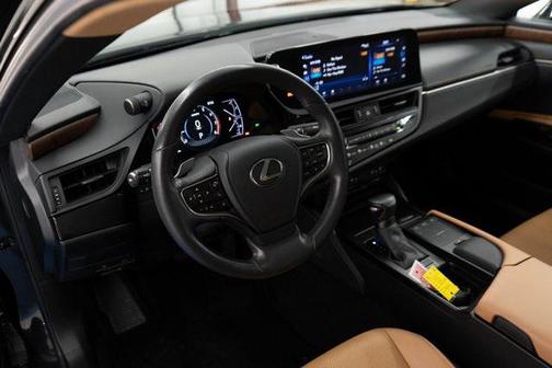 2022 Lexus ES 350 Base